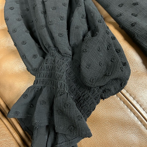 Women's Blouson Sleeve V Neck Blouse - Picture 3 of 3